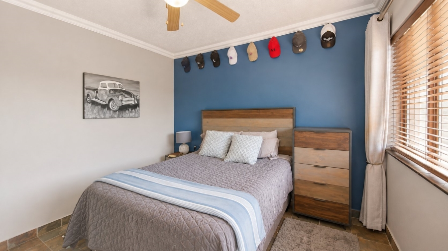  Bedroom Property for Sale in Bult South North West